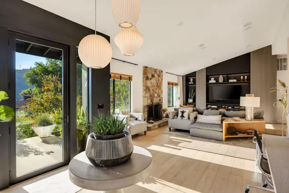 Hollywood Hills By Universal - Pool - Dogs Ok Holiday home Los Angeles